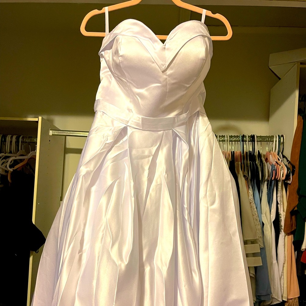 Wedding Dress Strapless